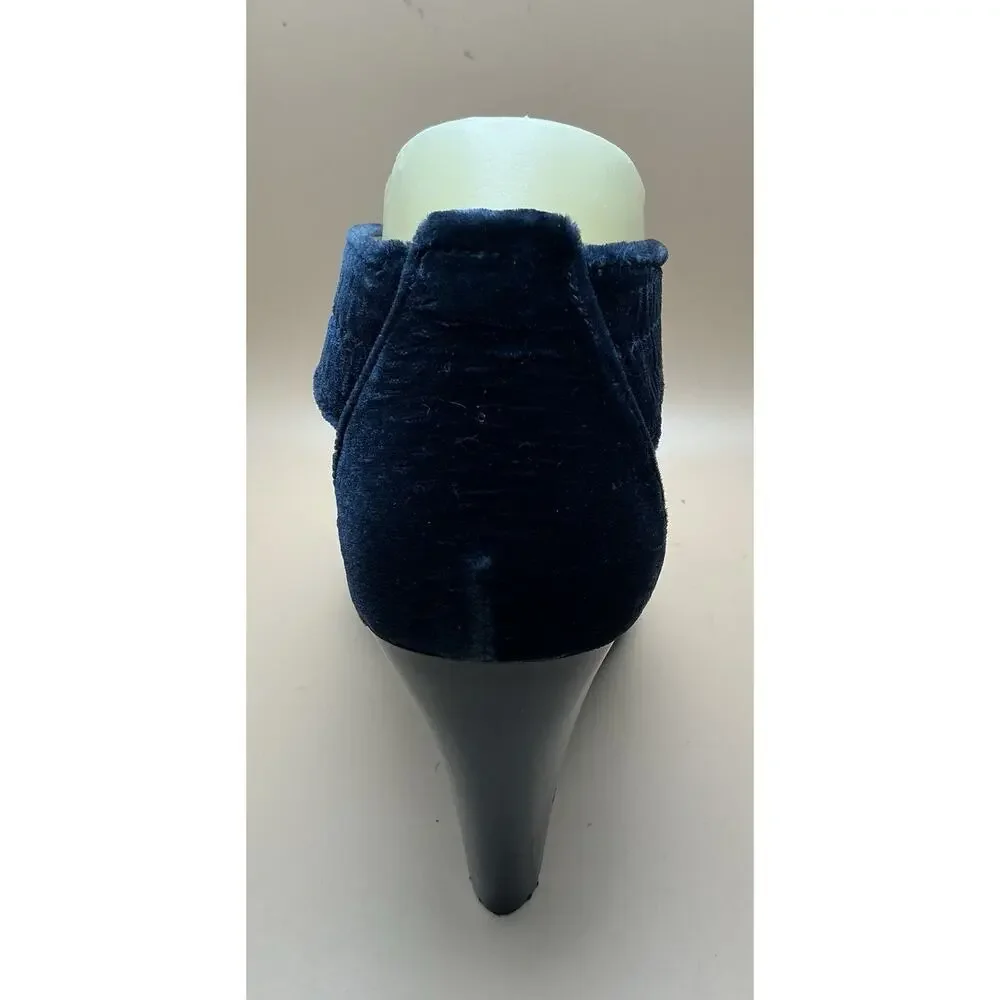 Michael Kors Berkley Blue‎ Velvet T-Strap Sz 9M, Preowned